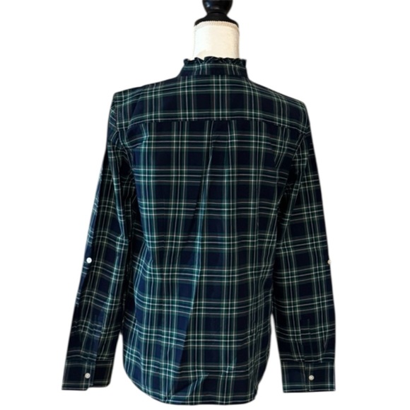 Talbots women’s preppy plaid ruffle neck, tab sleeve festive blouse, navy, SZ 10 - Picture 3 of 5